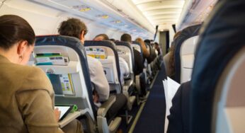 Posto in aereo, quale scegliere per viaggiare in tutta comodità: non paghi nemmeno l’extra